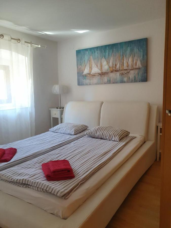 Ferienwohnung Old Town Baska Exterior foto